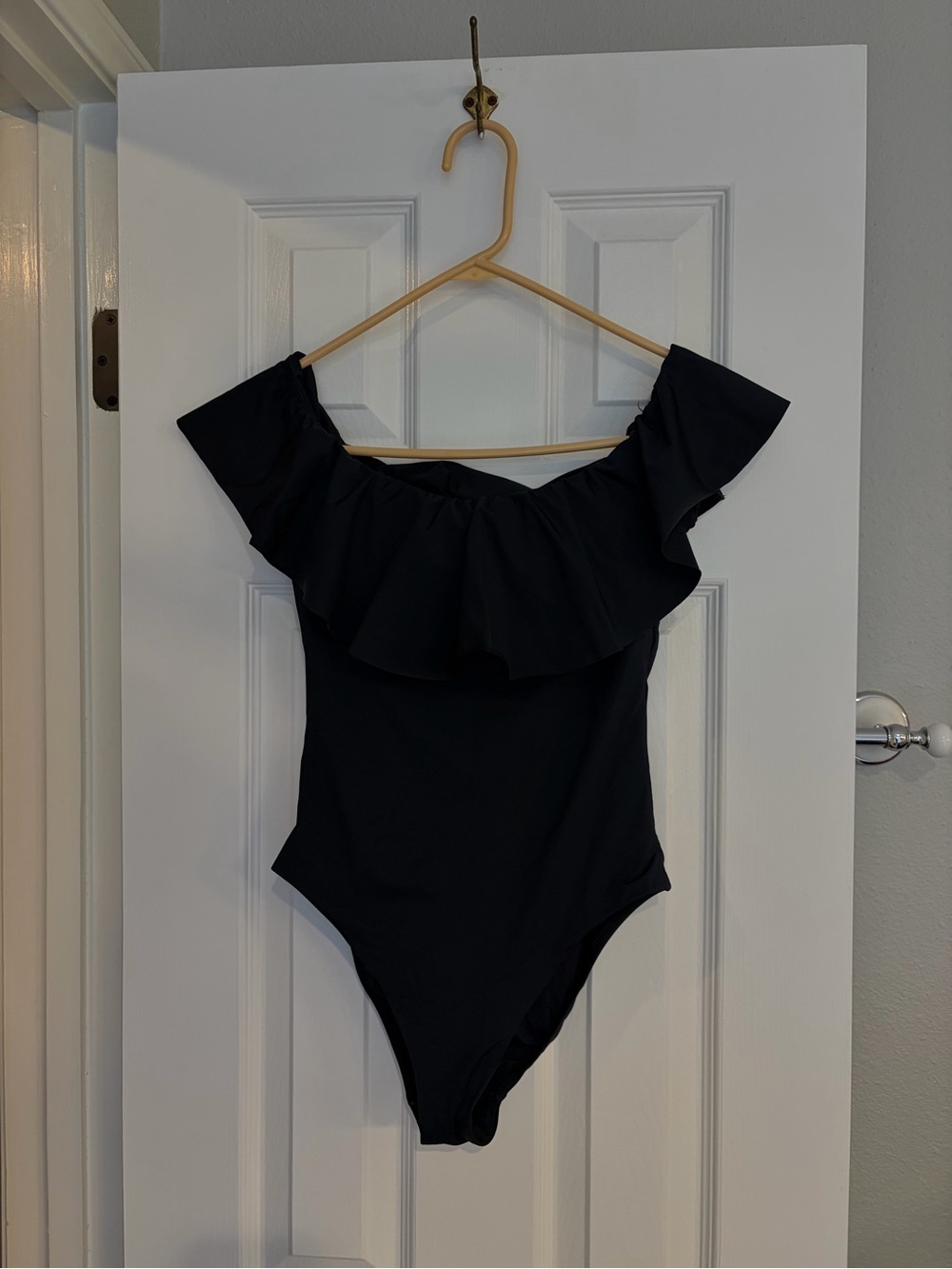 Trina Turk Black Ruffle One Piece Swimsuit Women’s Bathing Suit